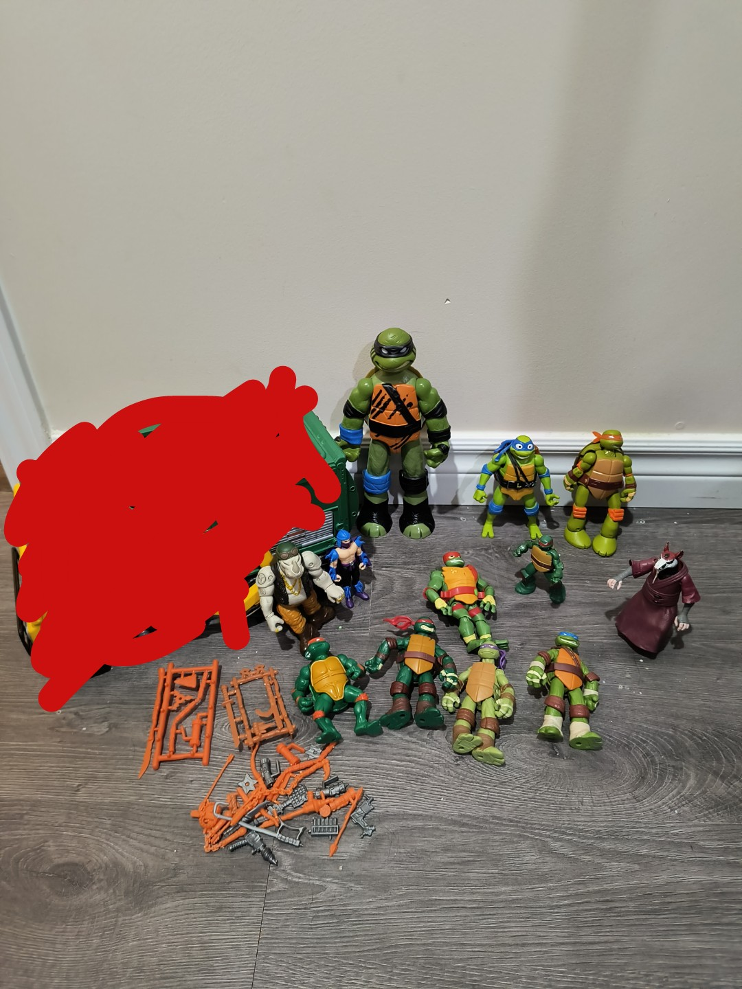 Teenage Mutant Ninja Turtles Toy Lot - photo 4