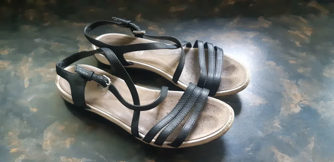 Geox Black Leather Sandals thumbnail