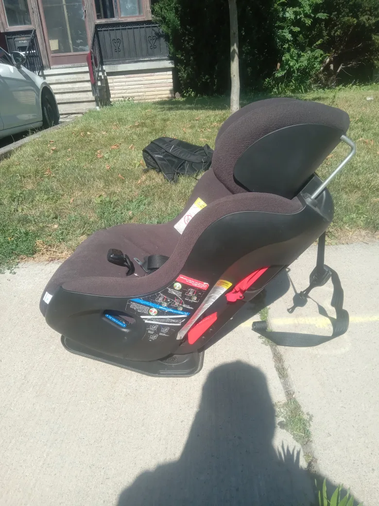 child car seat thumbnail