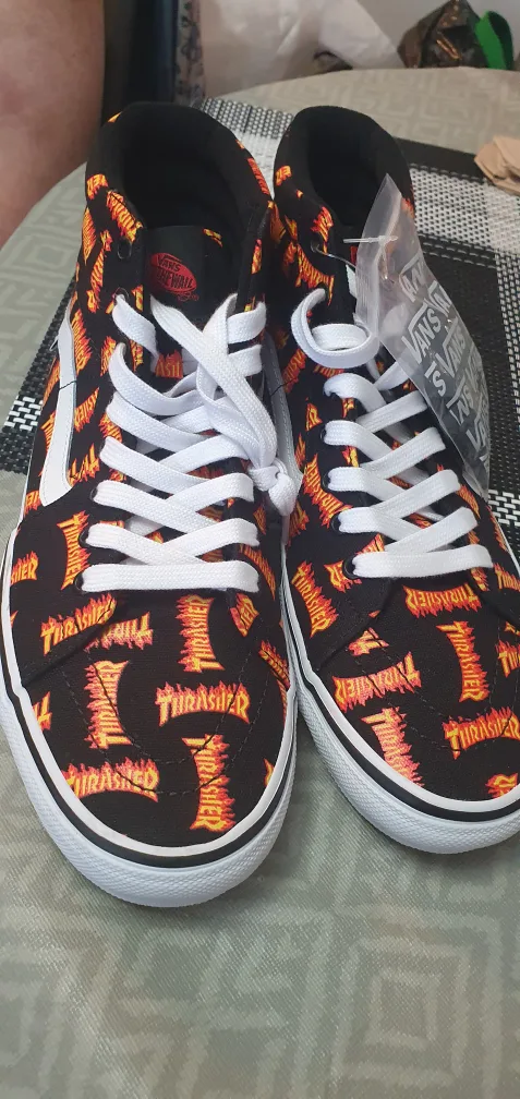 Vans x Thrasher Sk8-Hi Skate Shoes thumbnail