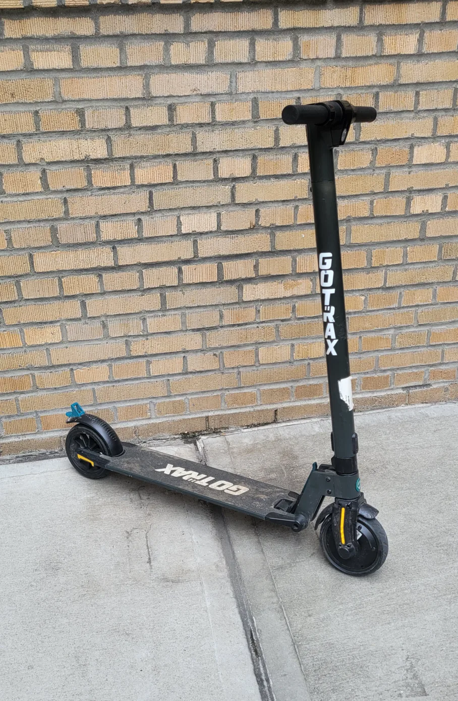 GOTRAX G2 Plus Electric Scooter thumbnail