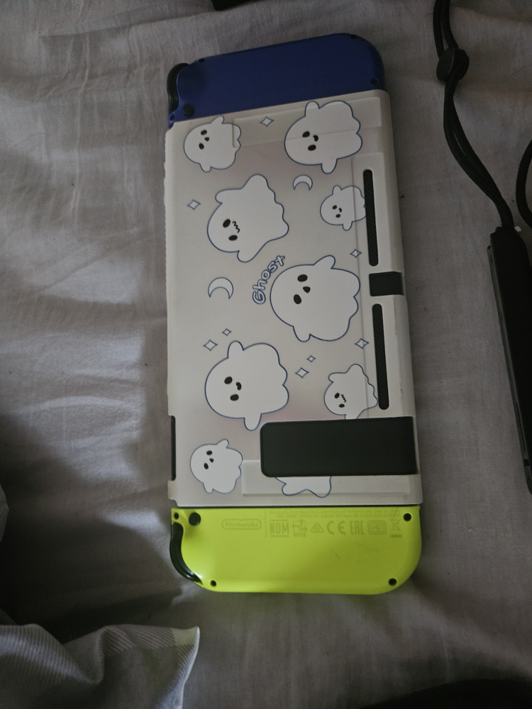 Original Nintento Switch + 3 games - photo 3