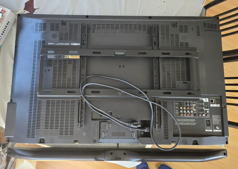 Sony Bravia KDL-46S5100 46" LCD TV image indicator(2)