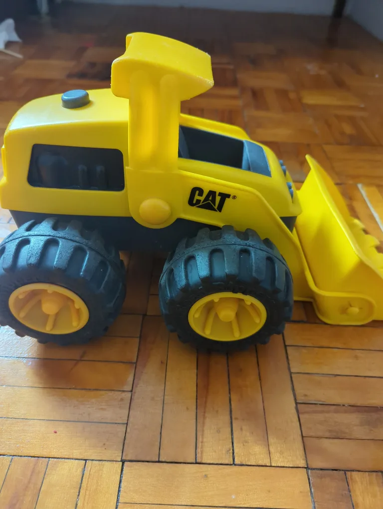 CAT Yellow Toy Bulldozer image indicator(2)