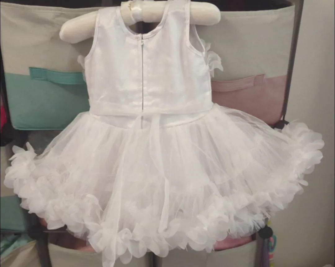 Two12M old  girl wedding/birthday dress image indicator(2)