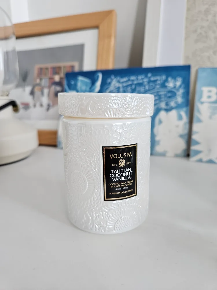 Tahitian Coconut Vanilla Candle thumbnail