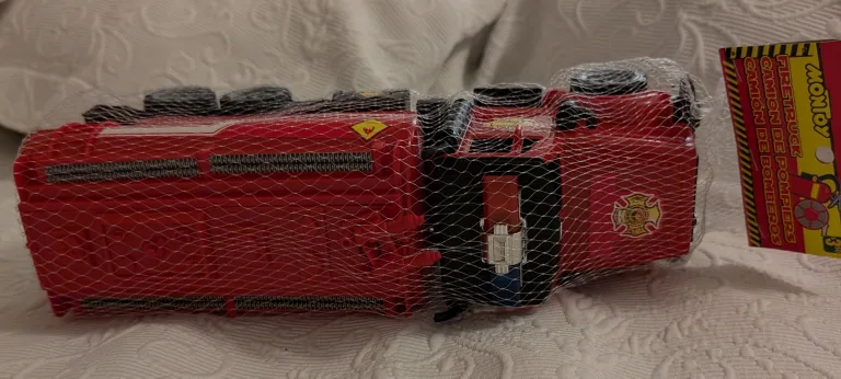 New MonToy Fire Truck thumbnail