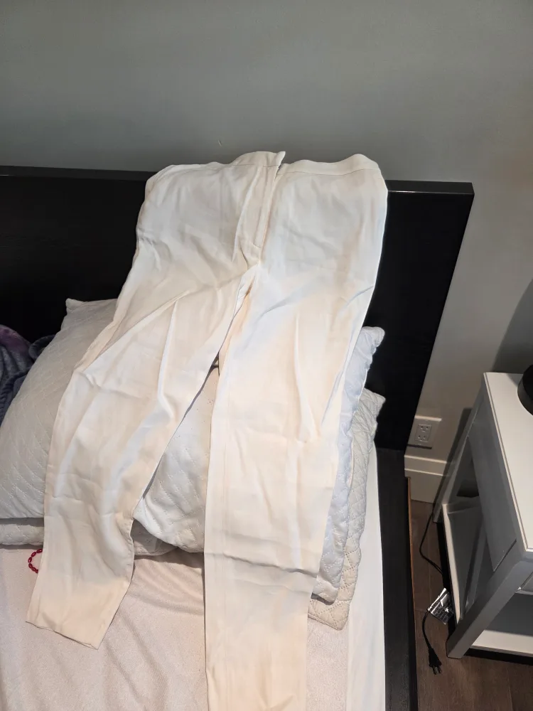 Cream-coloured Pull-on Pants (H&M) thumbnail