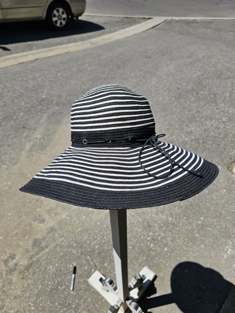 Striped Sun Hat - Black and White thumbnail