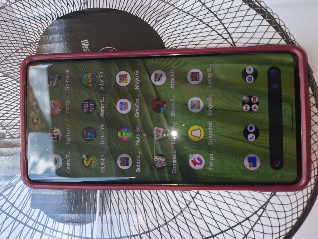 Google Pixel 7 Pro Phone Case - Pink & Burgundy