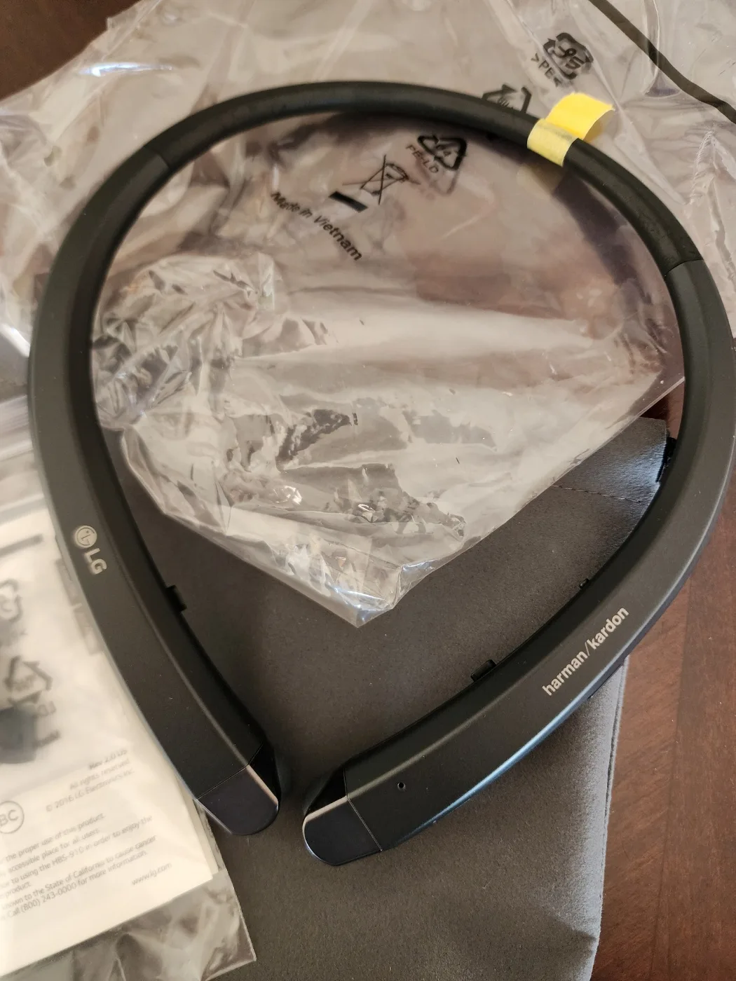 LG Tone Infinim HBS-910 Bluetooth Wireless Headset image indicator(3)