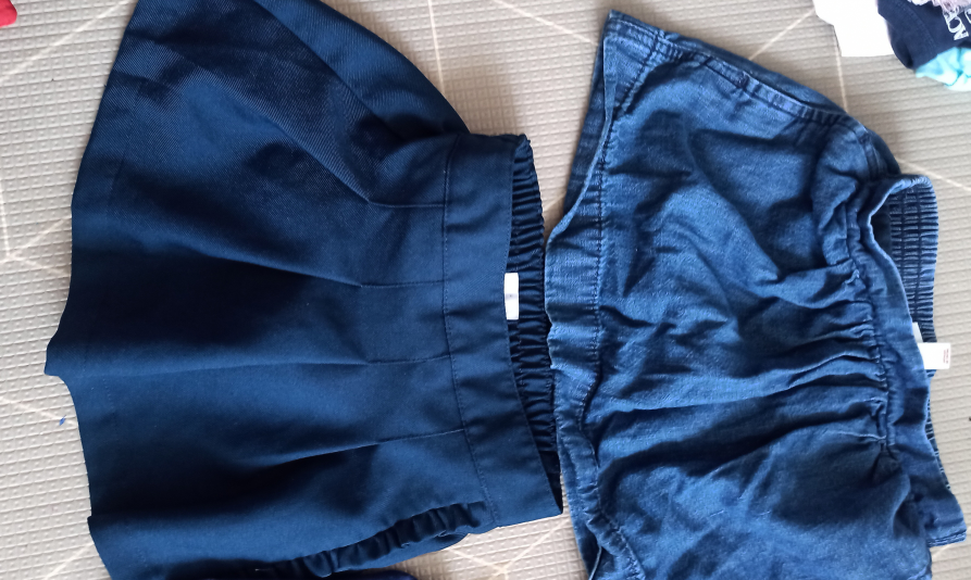 Girls' Clothing Bundle: Skirts & Romper - photo 3