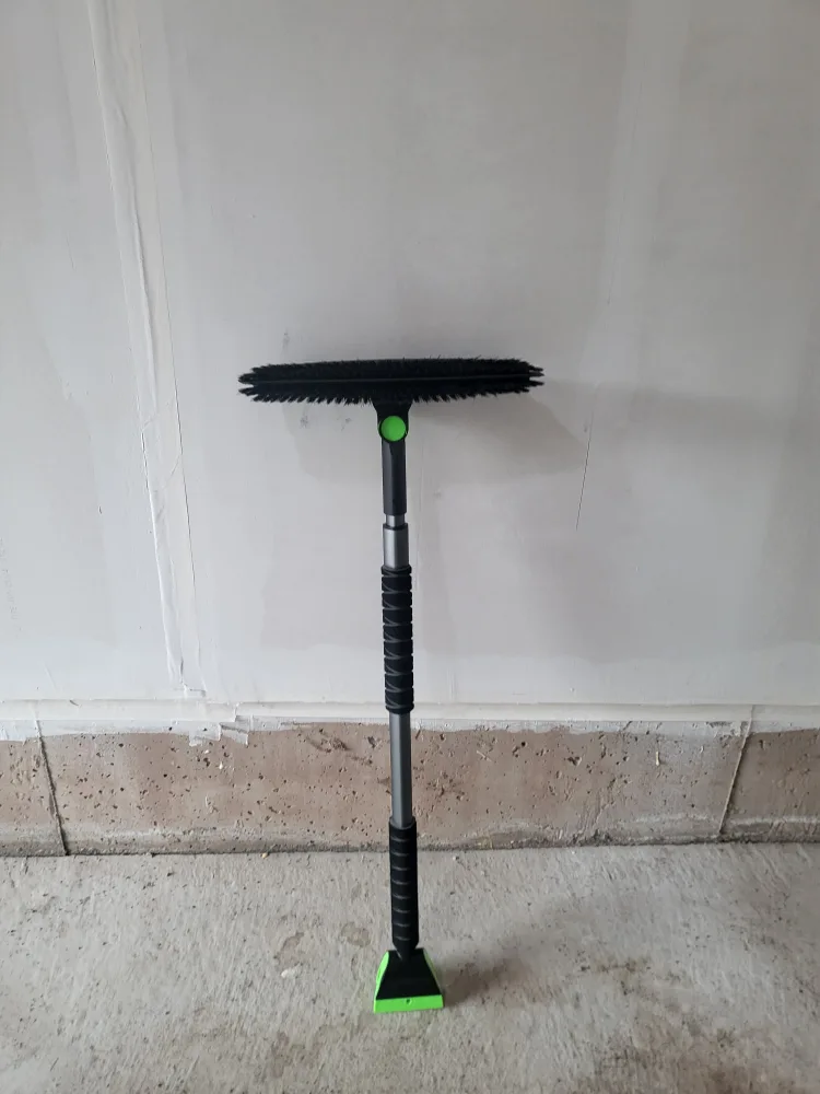 Telescopic Snow Brush with Ice Scraper thumbnail