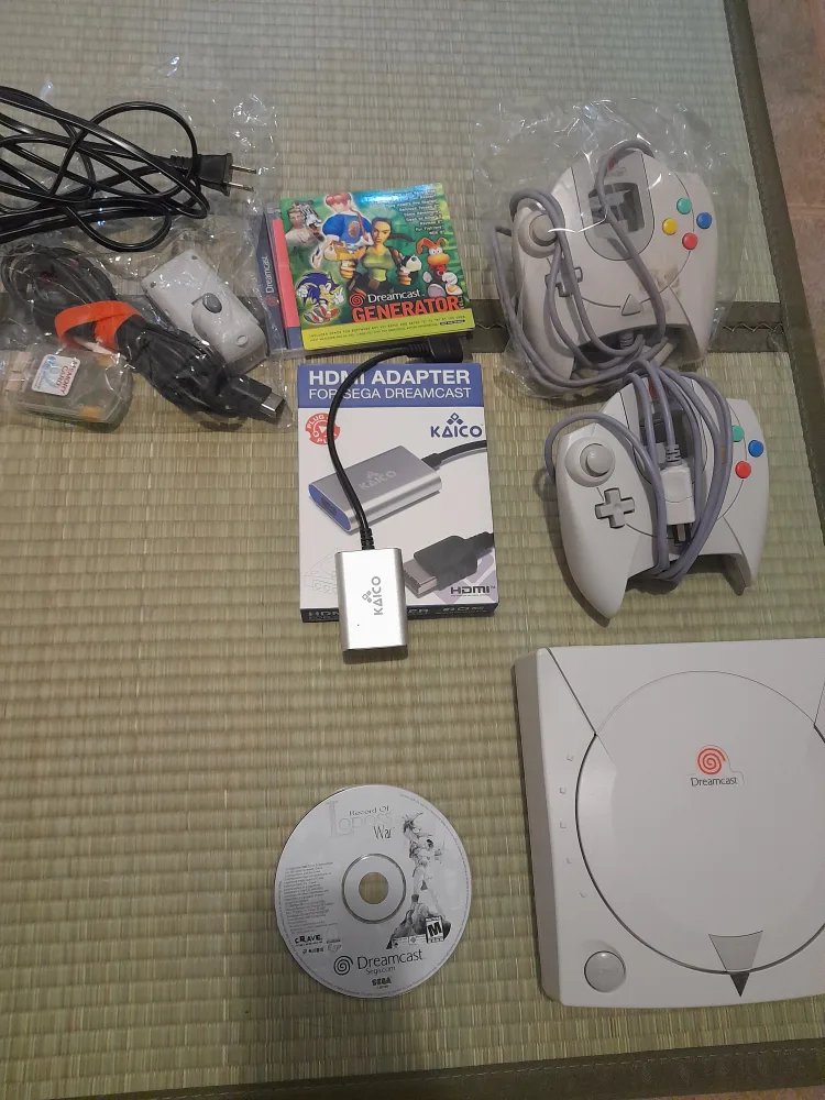 Sega Dreamast Bundle with rare titles thumbnail