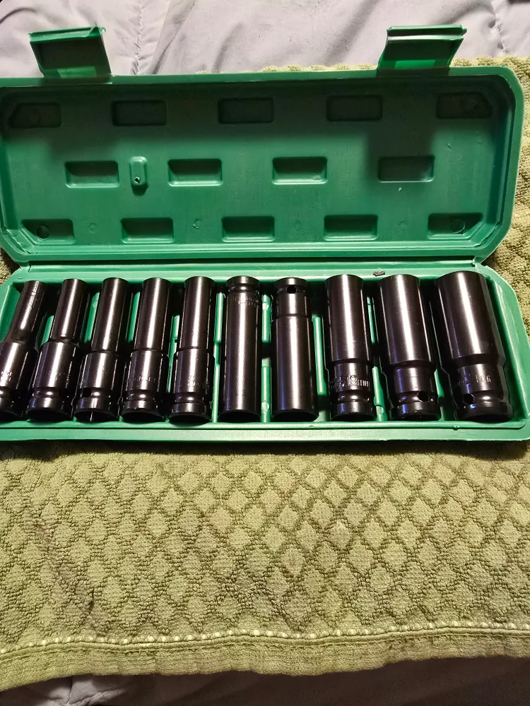 Impact Socket Set with Case image indicator(2)