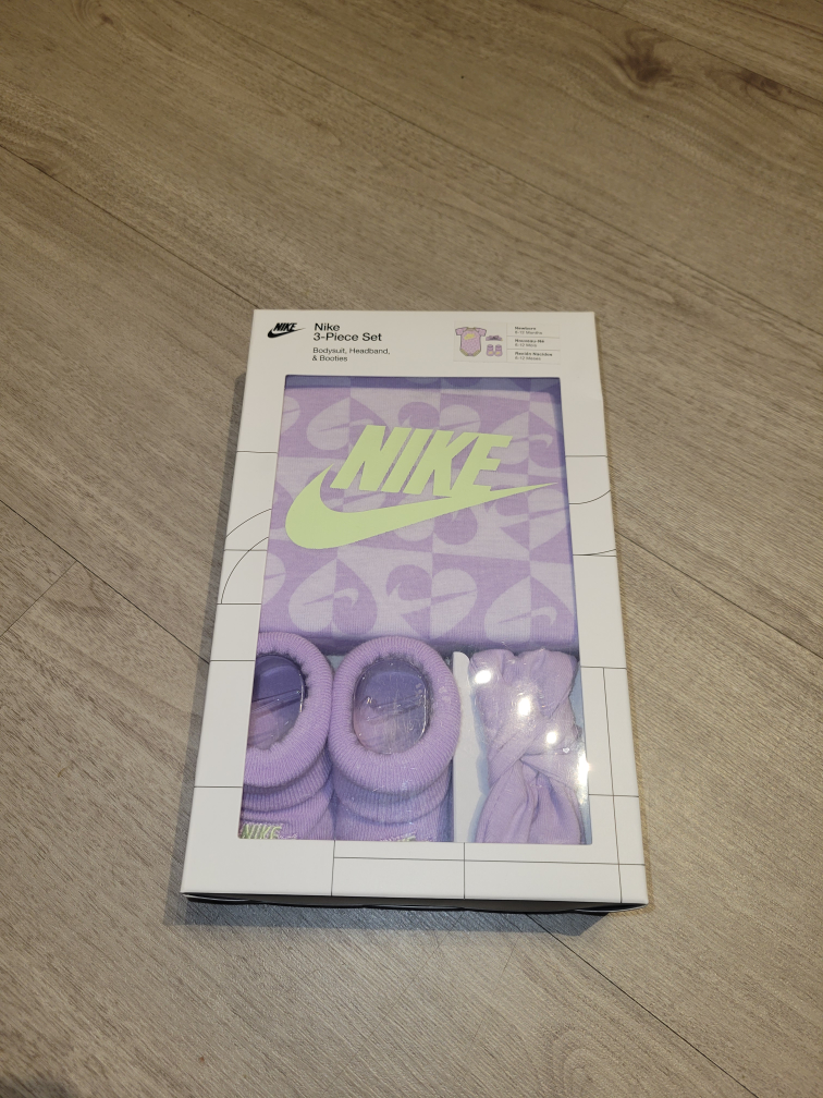 Nike 3-Piece Set (6-12M)