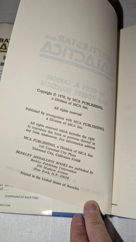 Battlestar Galactica 1st edition Hard Cover book 1978 image indicator(7)