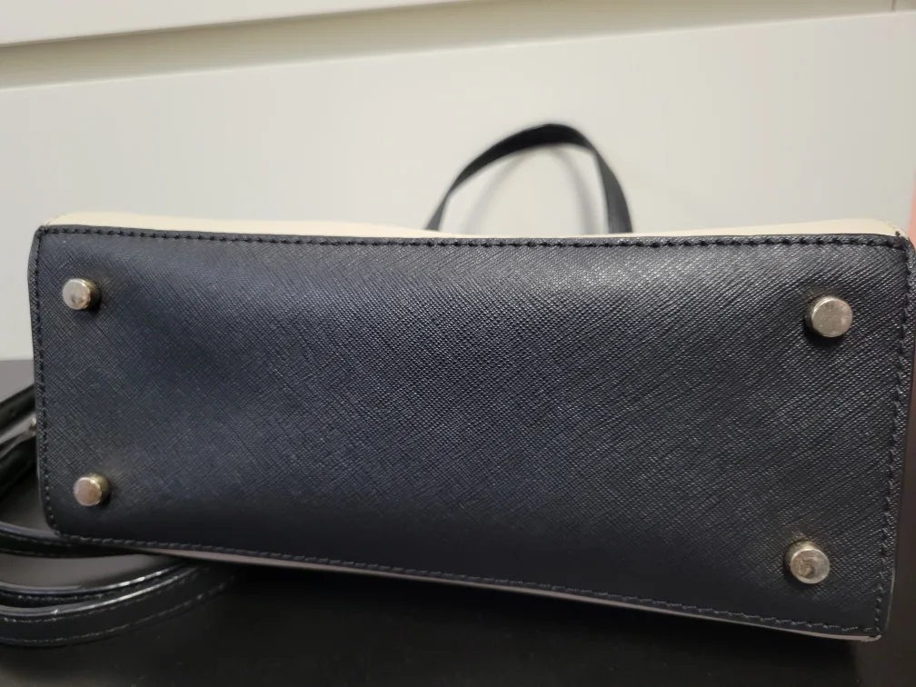 Kate Spade Satchel Bag image indicator(8)