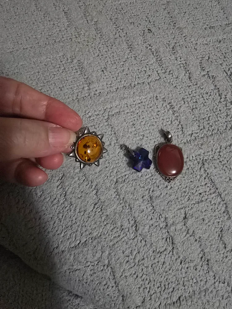 🇨🇦Pendants - Amber, Carnelian, Blue Crystal #thriftypicks image indicator(3)