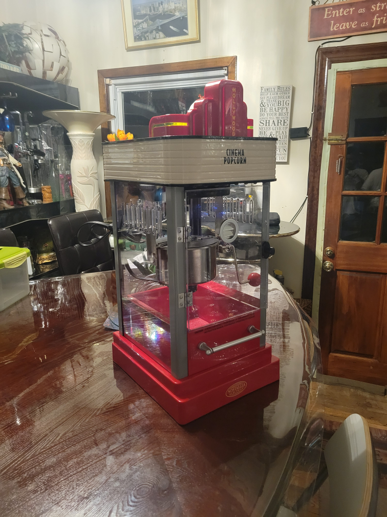 Nostalgia Cinema Style Popcorn Maker - photo 2