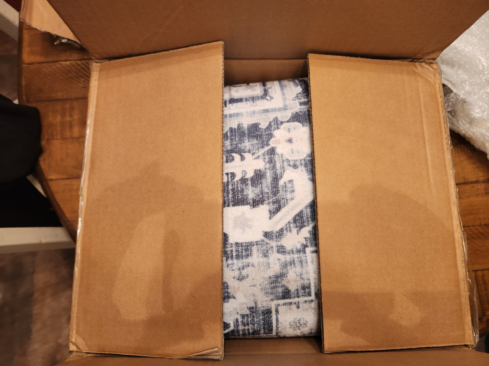 New 6×4 Washable Area Rug - photo 4