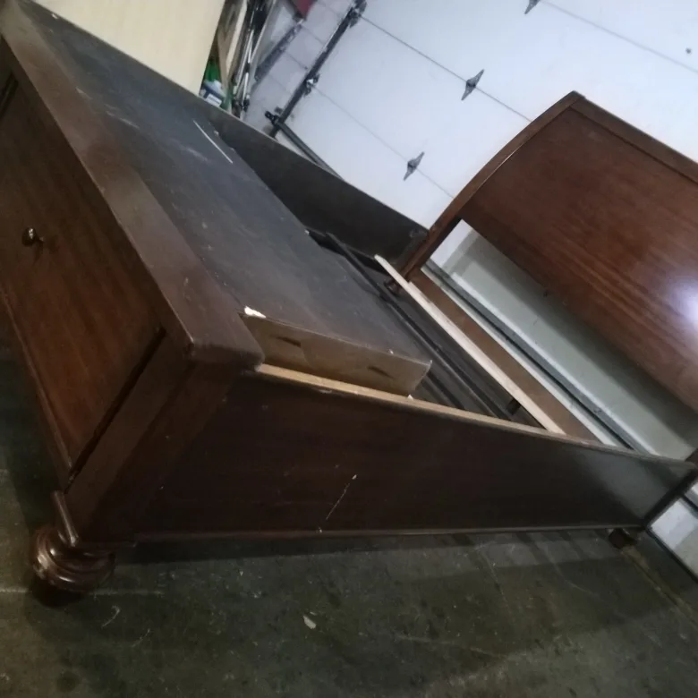 queen size bed solid wood thumbnail