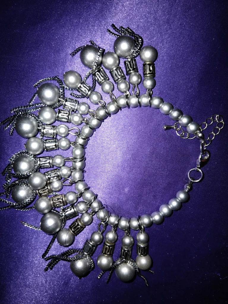 Silver Beaded Bracelet image indicator(2)