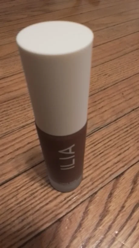 ILIA True Skin Serum Foundation - Grenada SF15 image indicator(2)