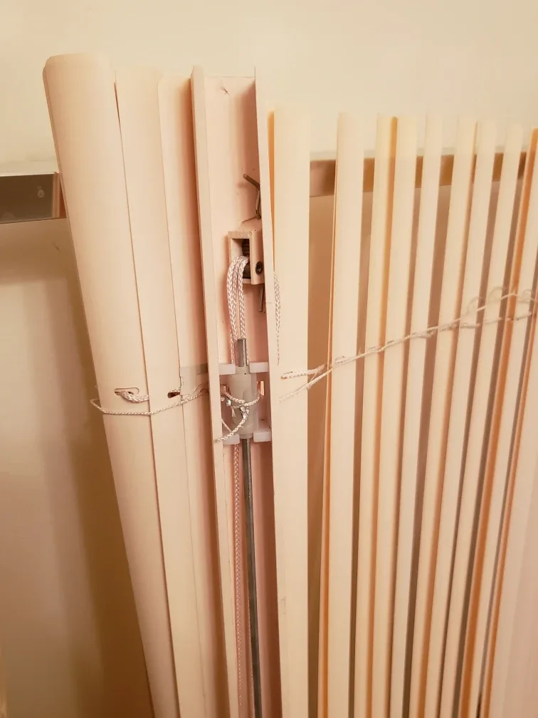 Almond Vinyl Window Blinds thumbnail