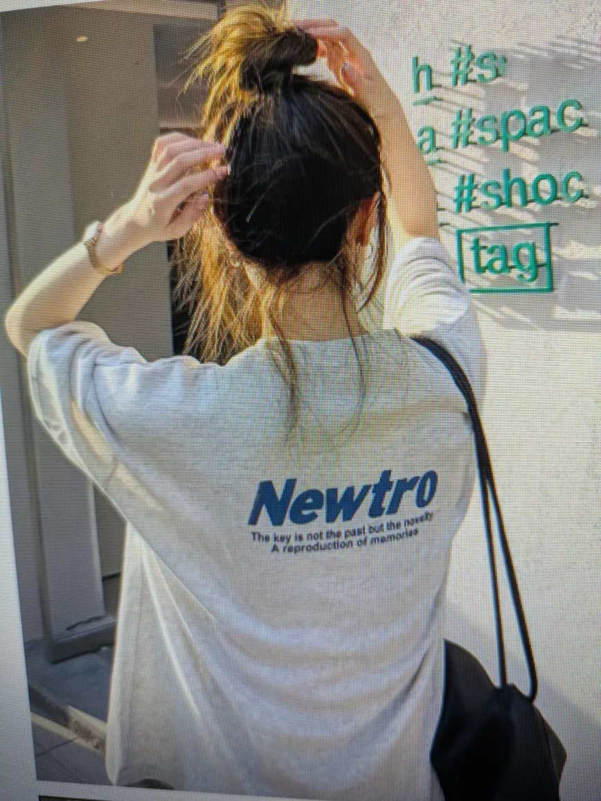 🆕Newtro T-Shirt - Size M image indicator(4)