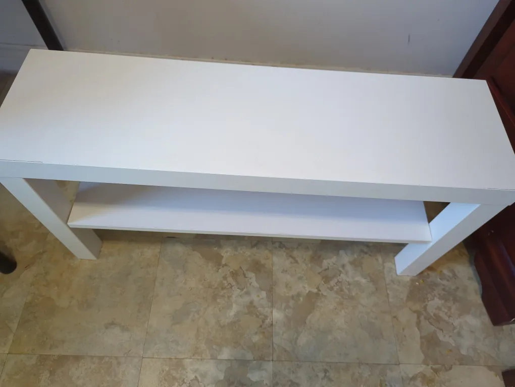 White TV Stand image indicator(2)