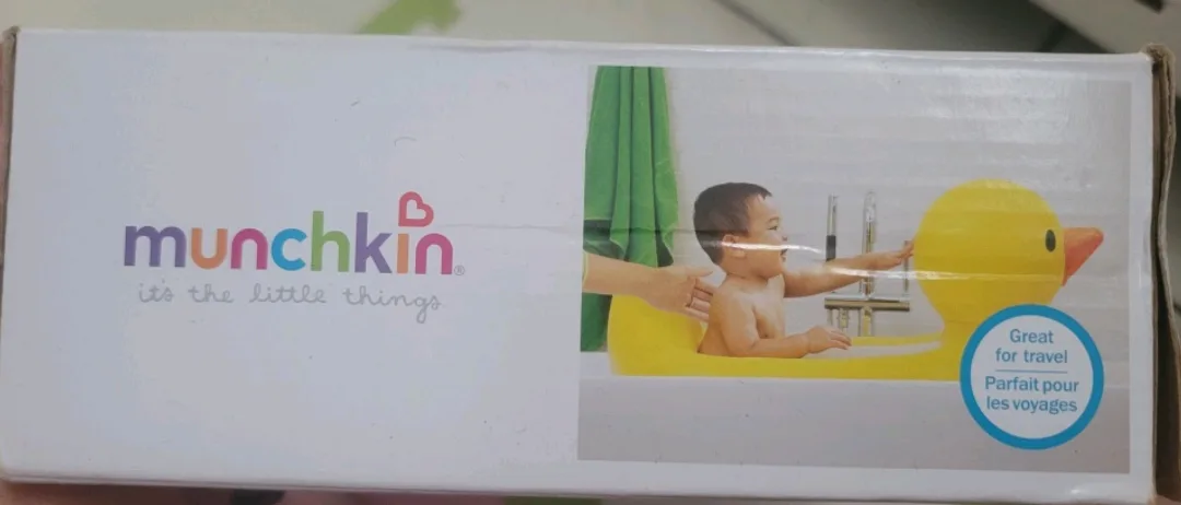 Munchkin Duck Inflatable Baby Bathtub - Yellow image indicator(4)