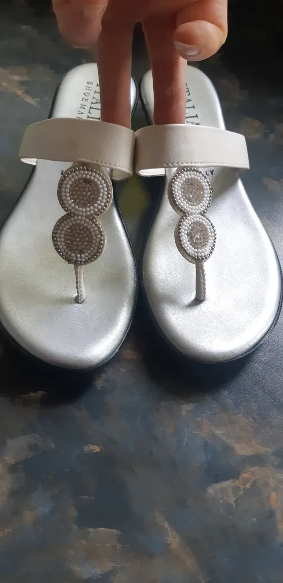 Italian Shoemakers Sandals - Size 7.5 thumbnail