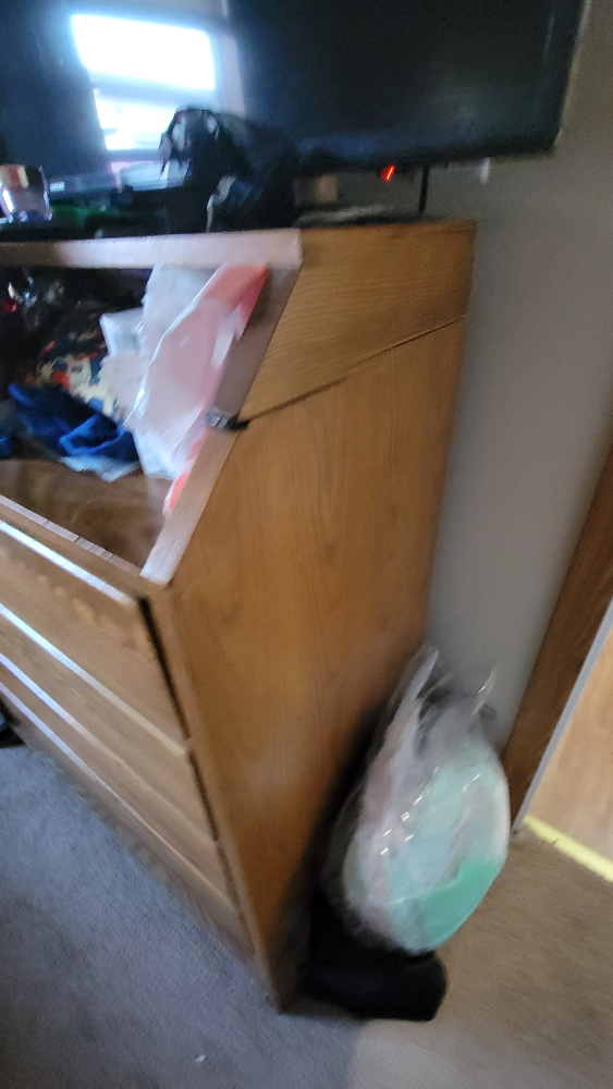 Wooden 4-Drawer Dresser - photo 2