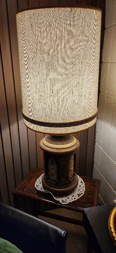 Vintage Floral Accent Table Lamp set of 2 thumbnail