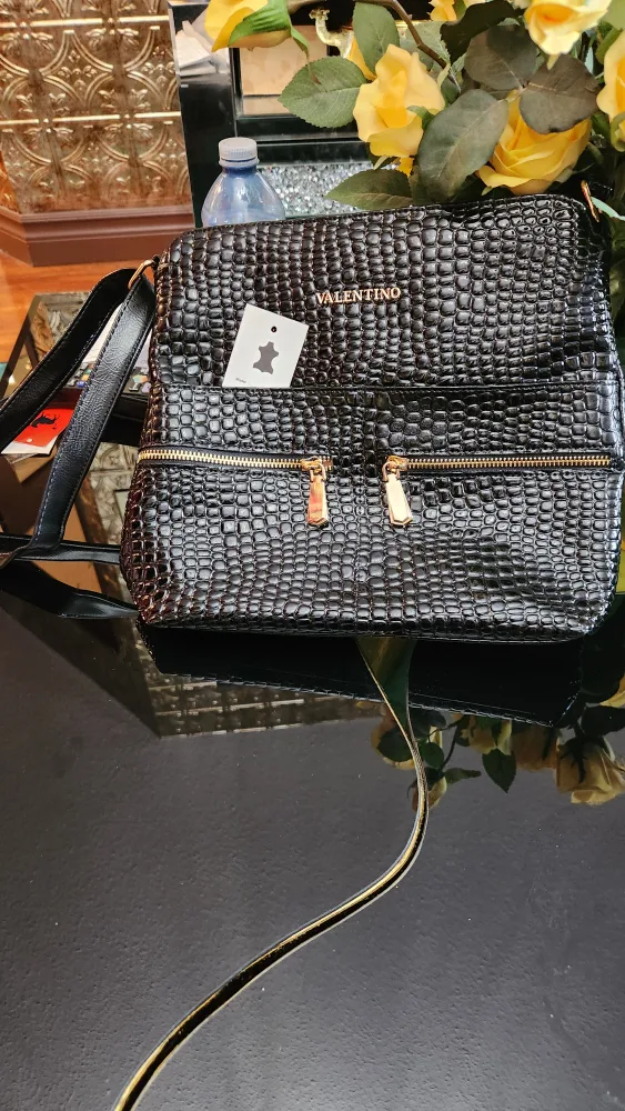 Valentino Black Leather Crossbody Bag image indicator(2)