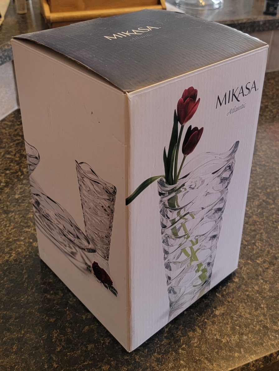 Mikasa Atlantic Vase - Like New in Box - photo 2