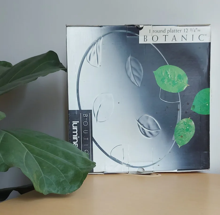 Luminarc Botanic Round Platter 12 3/4" thumbnail