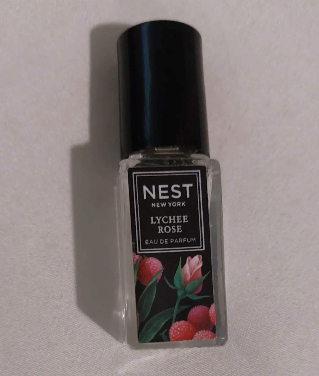 NEST New York Lychee Rose Eau de Parfum thumbnail