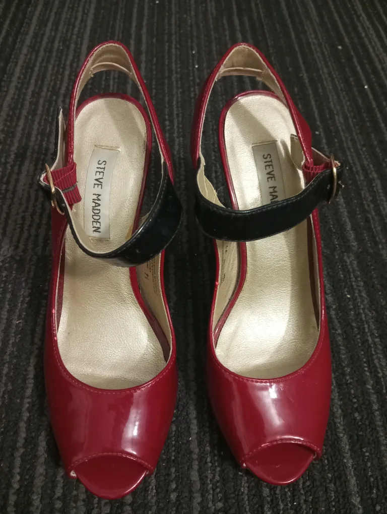 Steve Madden Toni Heels - Size 7.5 thumbnail