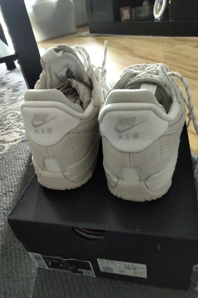 brand new!! Nike Air Force 1 Sculpt Cream Sneakers - Size 7 image indicator(2)