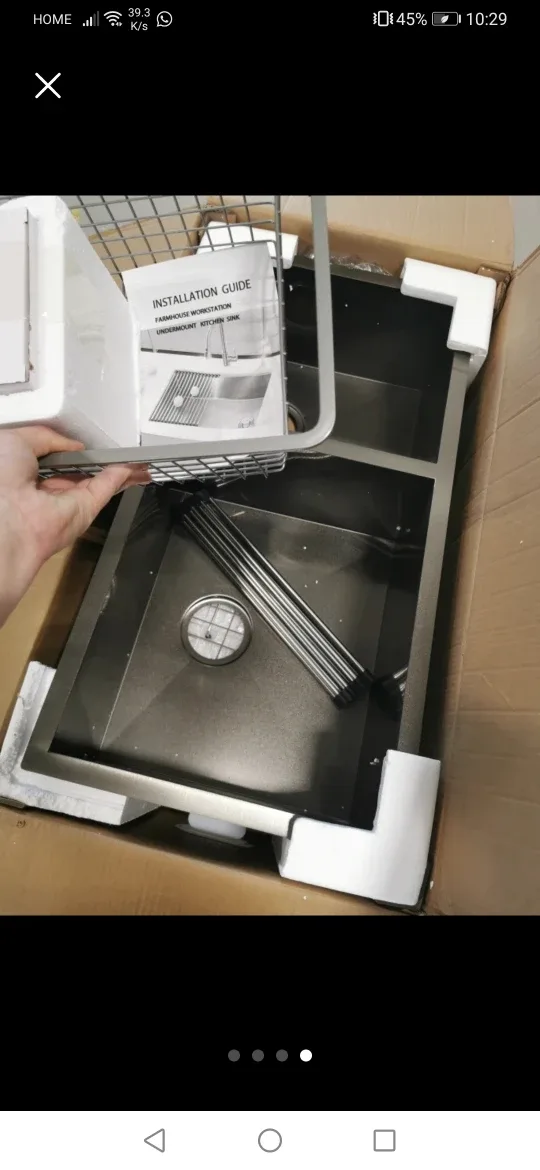 Matte Black Undermount Kitchen Sink 33" x 17" image indicator(2)