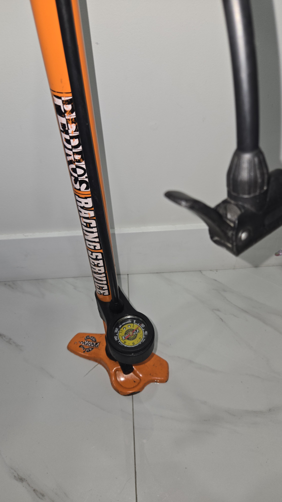 air Pump - photo 2