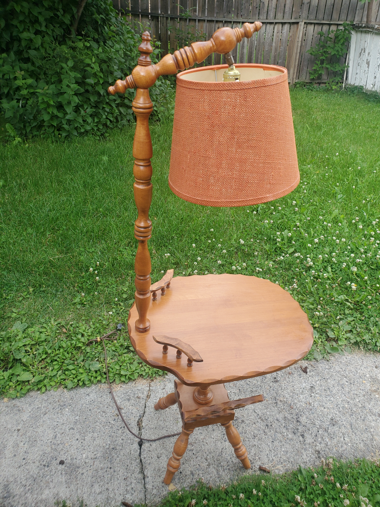 Vintage Mid-Century Wood Table Lamp + Accent Table - photo 3