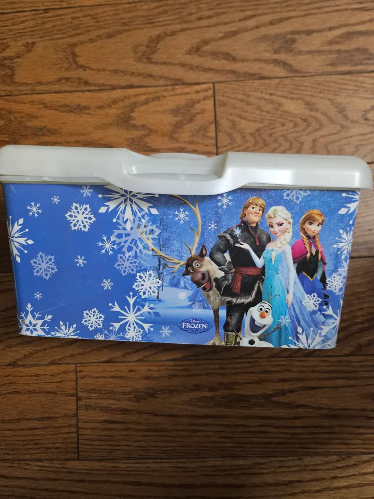 Disney Frozen Huggies Wipes Container 🇨🇦 thumbnail