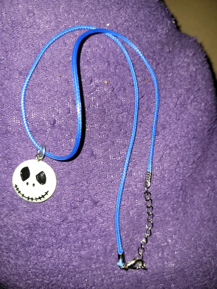 Necklaces with Pendants image indicator(10)