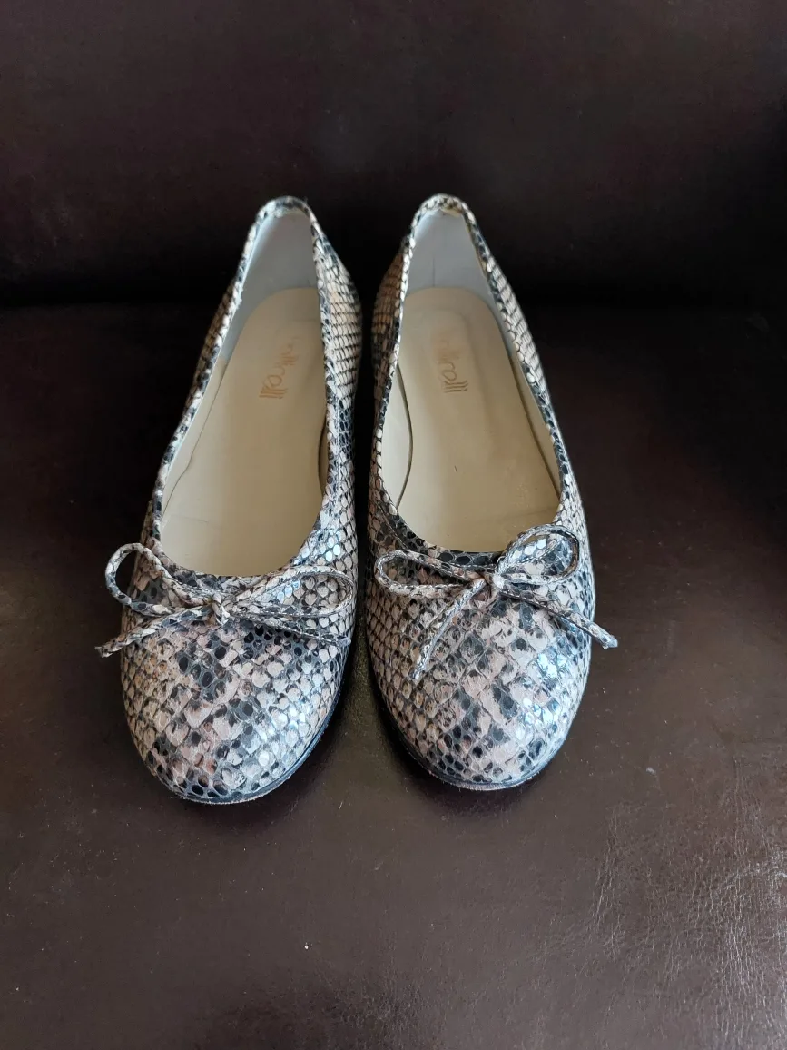 Botticelli Genuine Leather Ballet Flats - Size 7 image indicator(2)