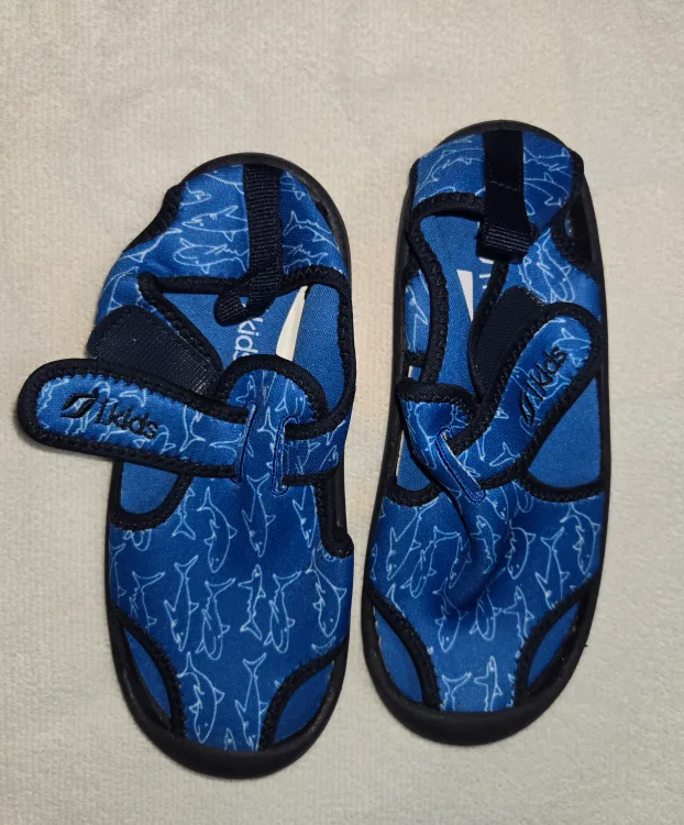 Kids Water Shoes - Blue Shark Pattern, Size 12 image indicator(3)