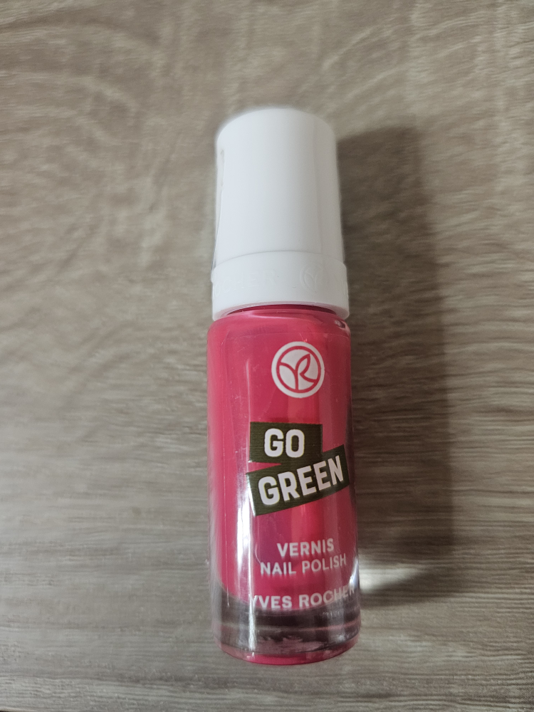 Yves Rocher Go Green Nail Polish - photo 2