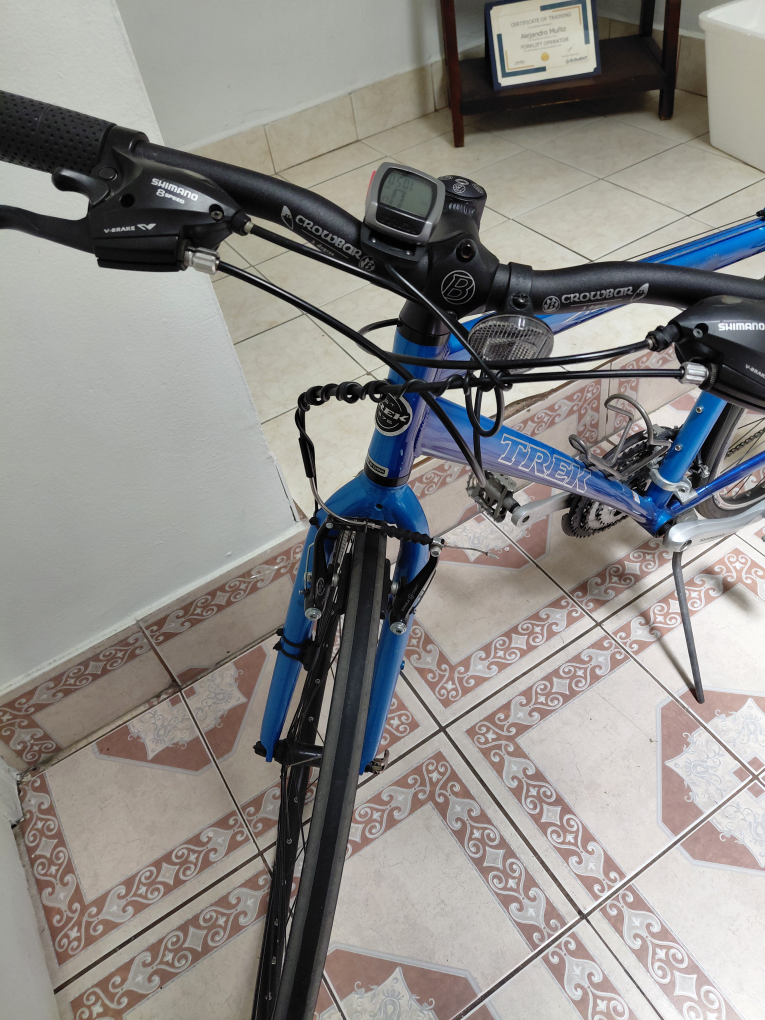 Trek 7.3 FX Blue Hybrid Bike - photo 2